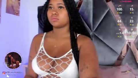 Snapshot of milan_ebony chatting on July 19, 11:47 am Milan online show from July 19, 11:47 am