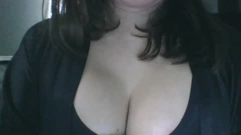 Snapshot of milana5551 chatting on February 3, 9:41 am milana online show from February 3, 9:41 am