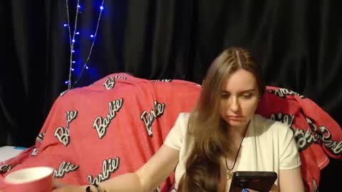 Snapshot of milana696969 chatting on May 5, 4:59 pm MilAna online show from May 5, 4:59 pm