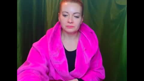 milana9732 online show from April 13, 1:38 pm