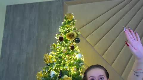 MilanaBalmain online show from December 14, 8:13 am