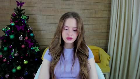 MilanaBalmain online show from December 22, 3:22 pm