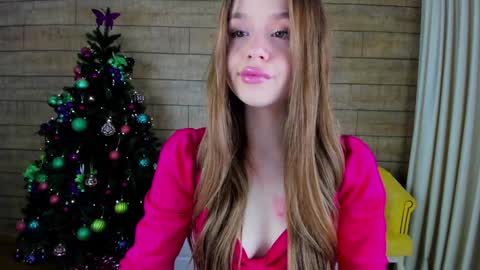 MilanaBalmain online show from December 23, 4:44 am