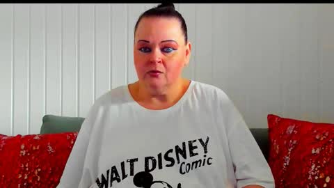 Snapshot of milanabiegert chatting on January 19, 11:03 am Lana online show from January 19, 11:03 am