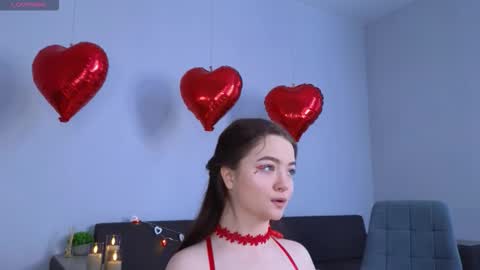 Snapshot of milanakowall chatting on February 14, 6:32 am milanakowall online show from February 14, 6:32 am