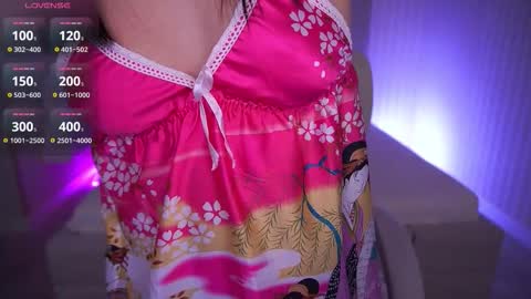 Snapshot of milanamusee chatting on October 20, 1:00 pm Milana online show from October 20, 1:00 pm