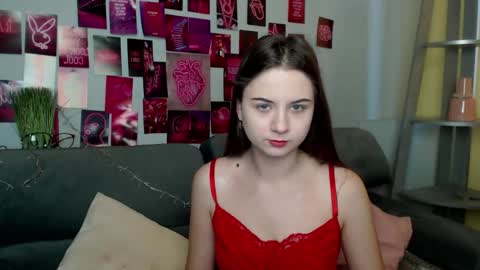 milanaroz online show from September 11, 4:45 am