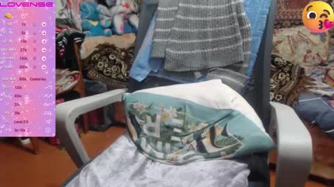 Luna-- link in bio online show from November 8, 4:07 pm