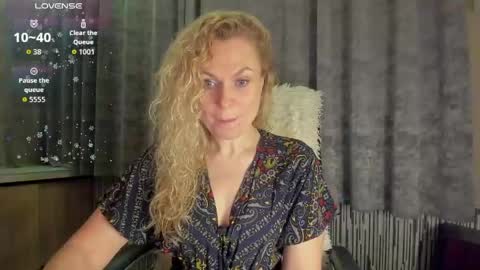 Snapshot of milanna_x chatting on May 29, 8:29 pm milanna_x online show from May 29, 8:29 pm