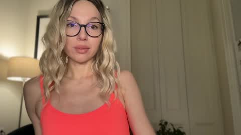 Mila online show from April 13, 4:45 pm