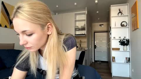 Millla online show from October 7, 7:38 am