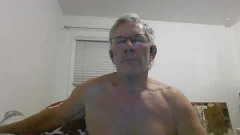 Milehi1958 online show from September 26, 10:52 am