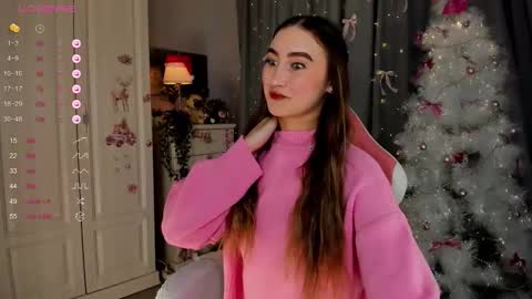 Mia online show from December 16, 9:58 am