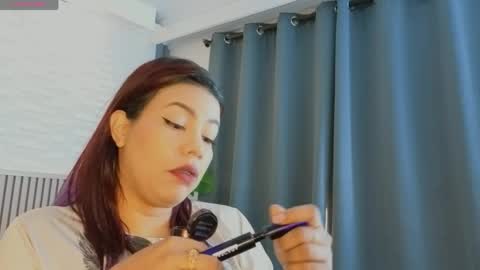 milena_lawson online show from April 30, 12:55 pm