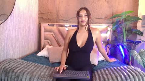 Milenka   online show from April 9, 8:14 pm