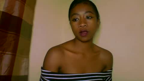 Snapshot of milennah chatting on June 14, 9:00 am milennah online show from June 14, 9:00 am