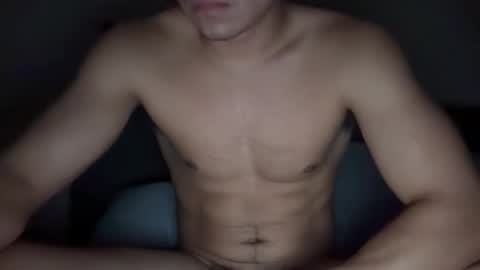 Snapshot of milesblax chatting on November 16, 9:53 pm milesblax online show from November 16, 9:53 pm