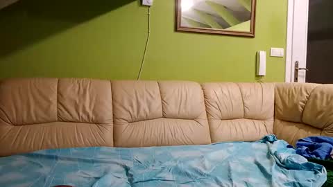 Snapshot of milf44milf chatting on May 27, 6:38 pm milf44milf online show from May 27, 6:38 pm