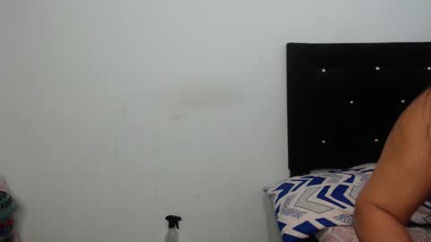 Anay velez online show from March 23, 5:11 am