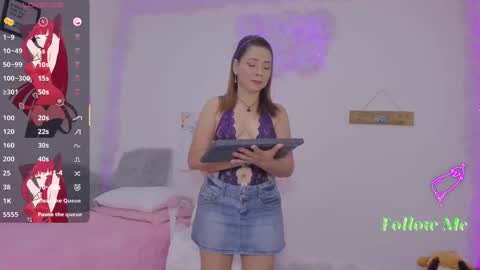 Aura  online show from November 28, 2:47 am