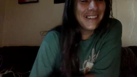 Snapshot of milfsfreaky69 chatting on June 25, 12:42 pm BabygirlsFreaky online show from June 25, 12:42 pm