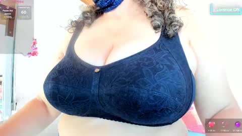 Snapshot of milfysis chatting on October 9, 4:27 pm milfysis online show from October 9, 4:27 pm