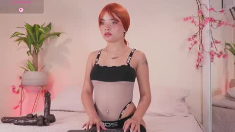 Snapshot of mili_moon_ chatting on January 18, 12:09 pm online show from January 18, 12:09 pm