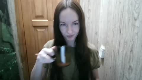 Snapshot of miliah chatting on January 13, 7:10 pm miliah online show from January 13, 7:10 pm