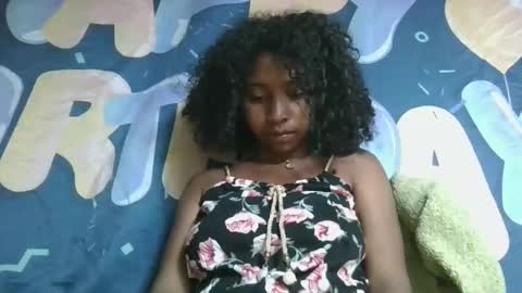 Snapshot of milinasy chatting on February 21, 11:11 am milinasy online show from February 21, 11:11 am