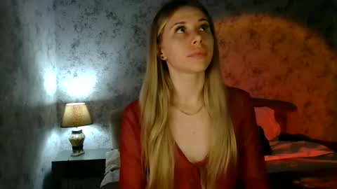 Snapshot of milissasii chatting on July 11, 8:50 am milissasii online show from July 11, 8:50 am