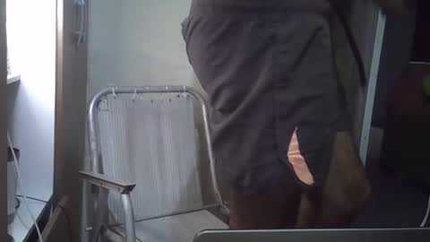 Snapshot of militaryx chatting on January 11, 5:12 am militaryx online show from January 11, 5:12 am