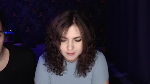 Stella and Neo online show from March 4, 10:16 pm