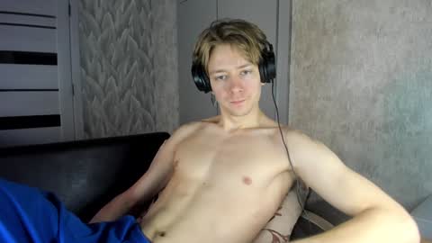 Isaac online show from February 4, 5:21 am