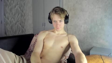 Isaac online show from February 7, 5:31 am