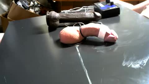 milk me dry online show from December 19, 2:45 am