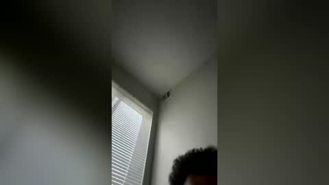 milknhoneyyyy online show from July 14, 12:24 am