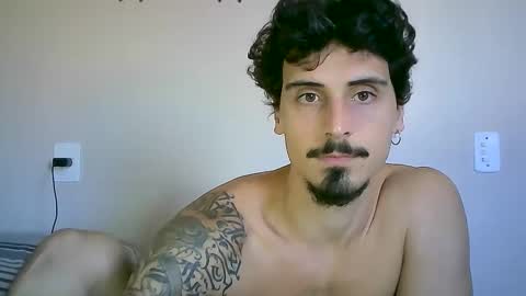 Snapshot of milkoffee chatting on December 11, 5:37 pm milkoffee online show from December 11, 5:37 pm