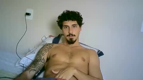 Snapshot of milkoffee chatting on January 9, 4:28 pm milkoffee online show from January 9, 4:28 pm