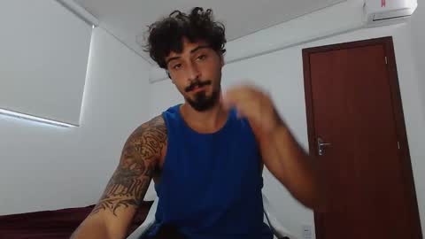 Snapshot of milkoffee chatting on February 6, 12:19 pm milkoffee online show from February 6, 12:19 pm