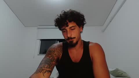 Snapshot of milkoffee chatting on February 23, 1:58 am milkoffee online show from February 23, 1:58 am