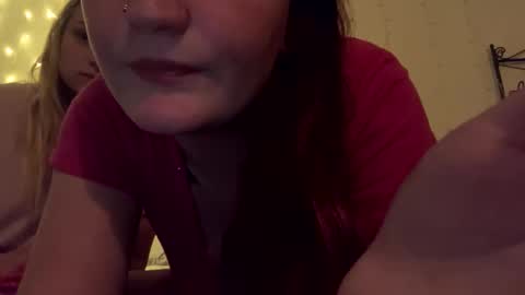 Milkymama online show from December 18, 11:30 pm