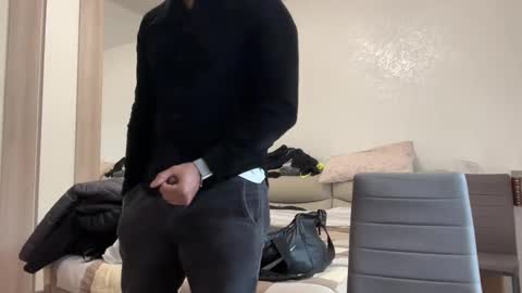 Snapshot of milkycock90 chatting on January 7, 1:14 pm Carlos online show from January 7, 1:14 pm