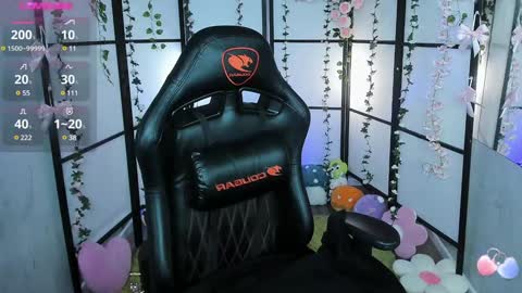 milky cute online show from January 26, 12:58 am