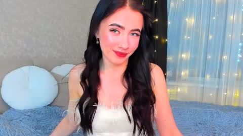 milla moore online show from November 30, 5:17 pm