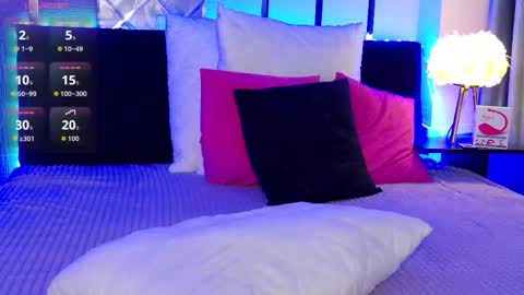 milla_cali online show from February 10, 2:59 am