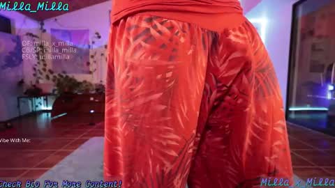 milla_milla online show from March 29, 5:51 am