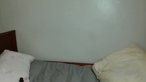 Snapshot of milla_nova chatting on November 17, 12:49 am nova online show from November 17, 12:49 am