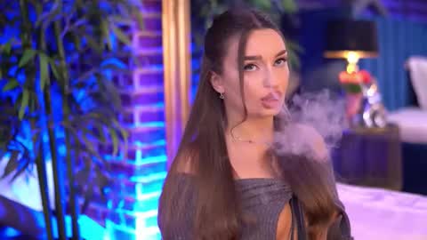 Milla online show from December 1, 6:40 am