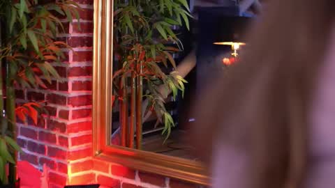 Milla online show from December 5, 7:50 am