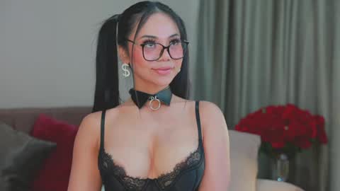 MillaBelle online show from March 24, 2:05 am